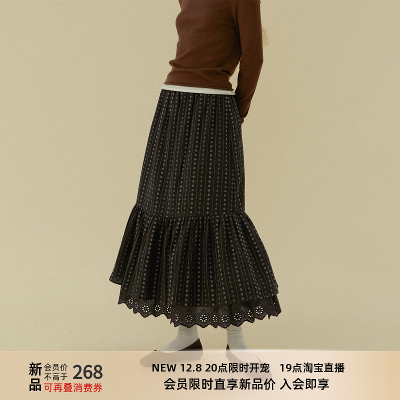 LLANO复古条纹小花半裙 12.8 20点新品开售 19点淘宝直播