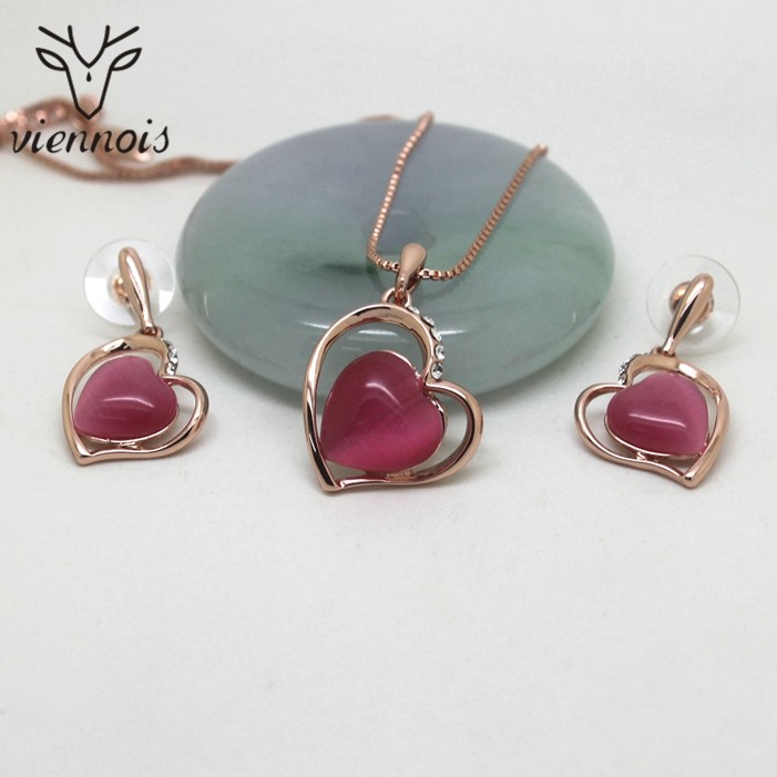 包邮威妮华爱心项链耳环套装镶钻猫眼石女士锁骨短款百搭饰品一套