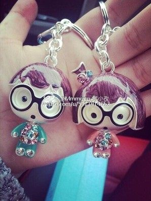 可爱眼镜娃娃钥匙链威妮华情侣汽车钥匙扣男女韩国钥匙圈创意礼物