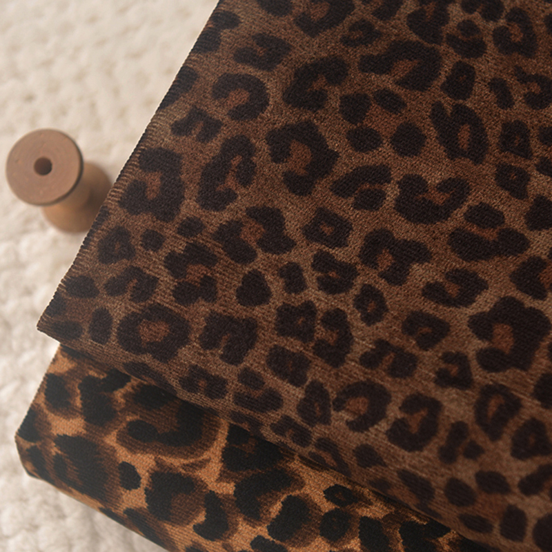 黄棕色豹纹涤纶灯芯绒外套裤子
