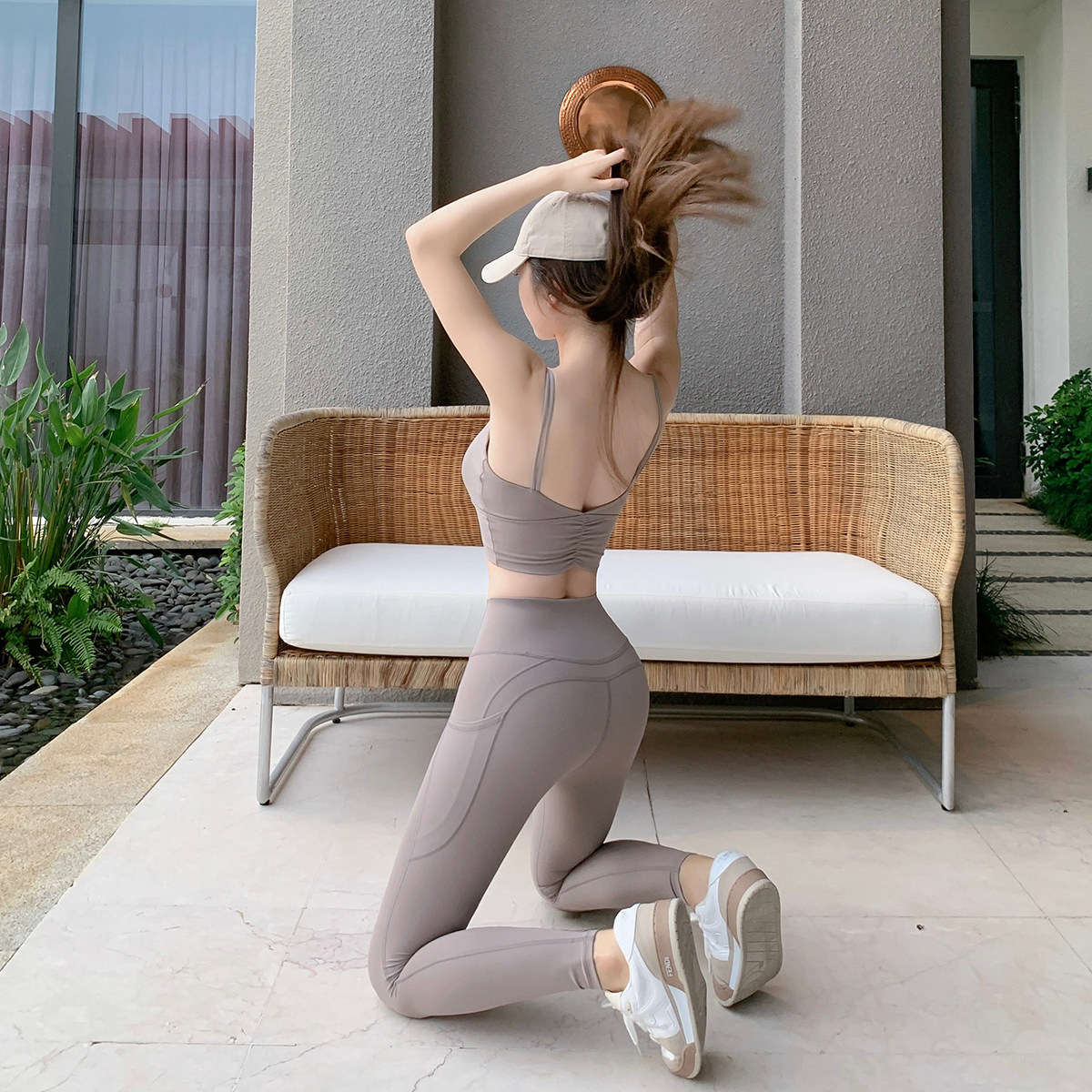 Byu run 性感美背瑜伽运动吊带背心套装女高腰蜜桃臀健身裤两件套,运动服/休闲服装,运动套装,淘宝优惠券,粉丝福利购,淘宝优惠卷