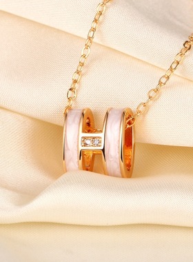 跨境抖音同款爆款白贝字母H项链女小众冷淡风高级感气质锁骨链