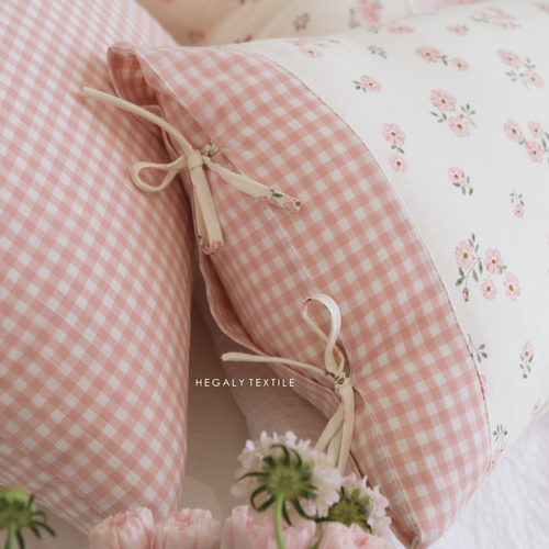 可爱韩系粉色小碎花抱枕腰枕