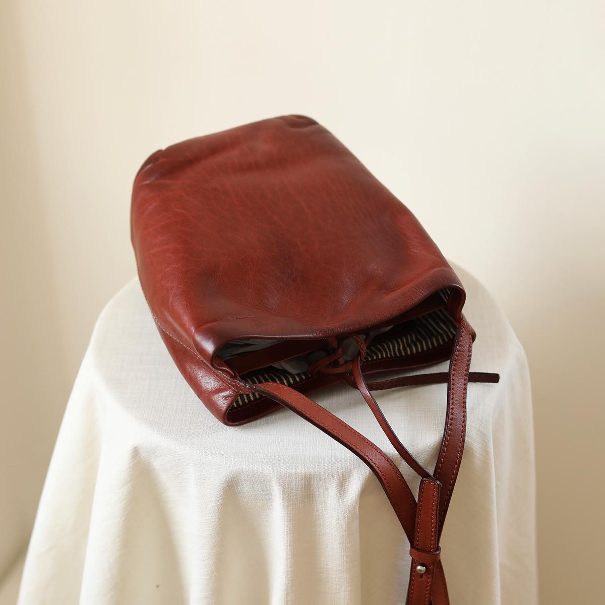 韩系复古头层植鞣牛皮水桶包