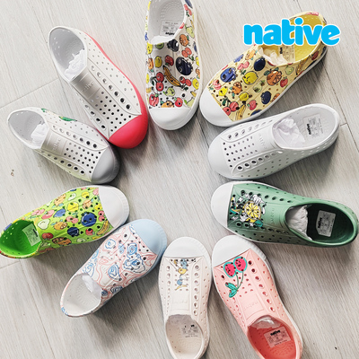 Native夏轻质透气儿童洞洞鞋