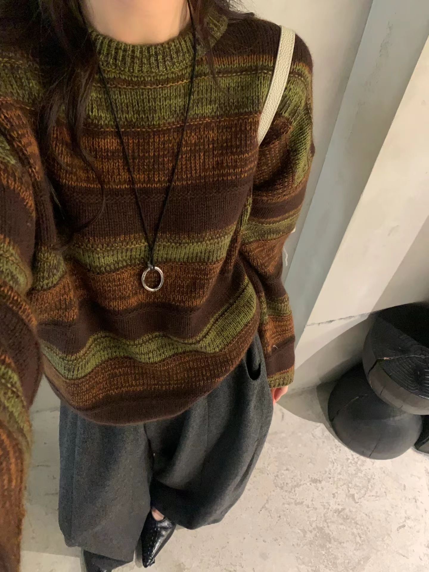 欧洲站2025冬新款圆领拼色条纹羊毛衫女宽松休闲百搭毛衣打底衫