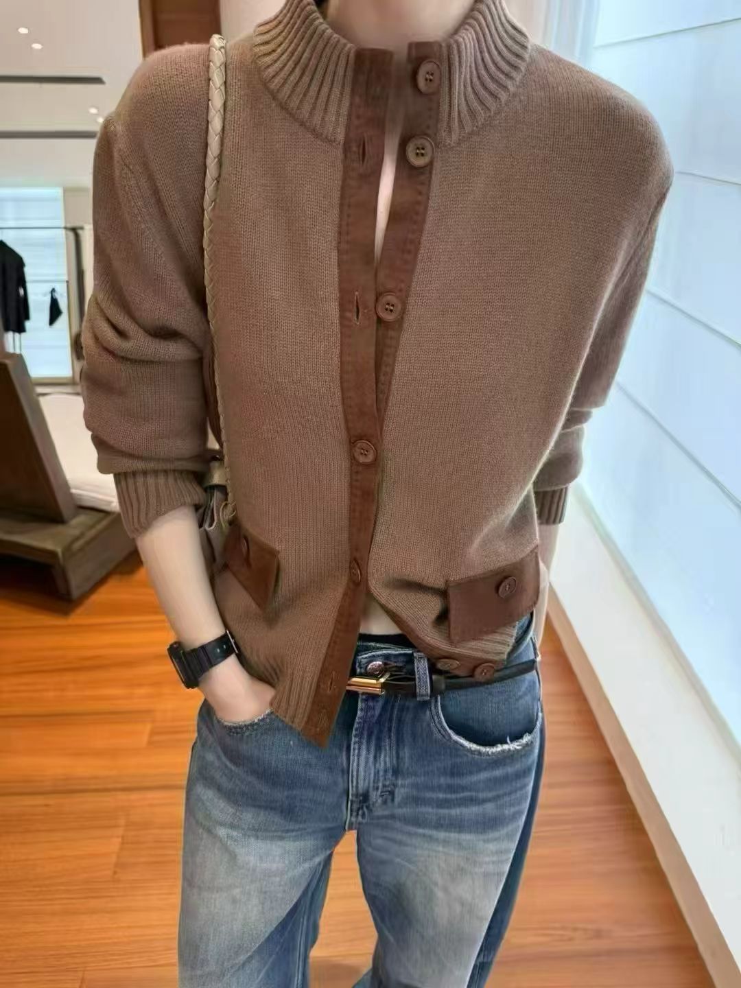 欧洲站2025秋冬新款独家订制纱线百搭纯色单排扣拼接羊绒立领开衫