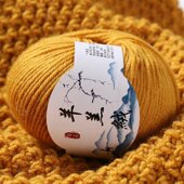 手编羊羔绒羊毛线一团一两手编中细线小羊绒毛线团婴儿童专用线