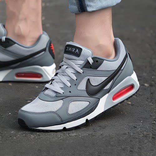 耐克男鞋新款AIRMAX气垫跑步鞋