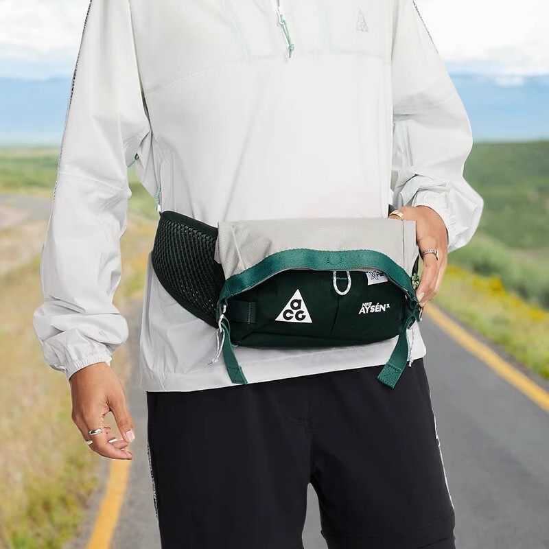 耐克NIKE新款ACG腰包冬季户外收纳运动拉链口袋跑步轻便斜挎包