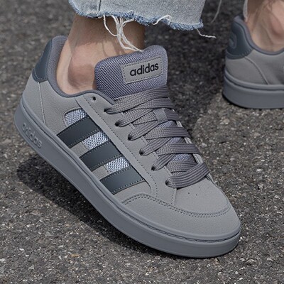 阿迪达斯男低帮复古篮球板鞋