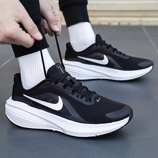 耐克男鞋春季运动鞋REVOLUTION 7网面透气时尚休闲男鞋缓震跑步鞋