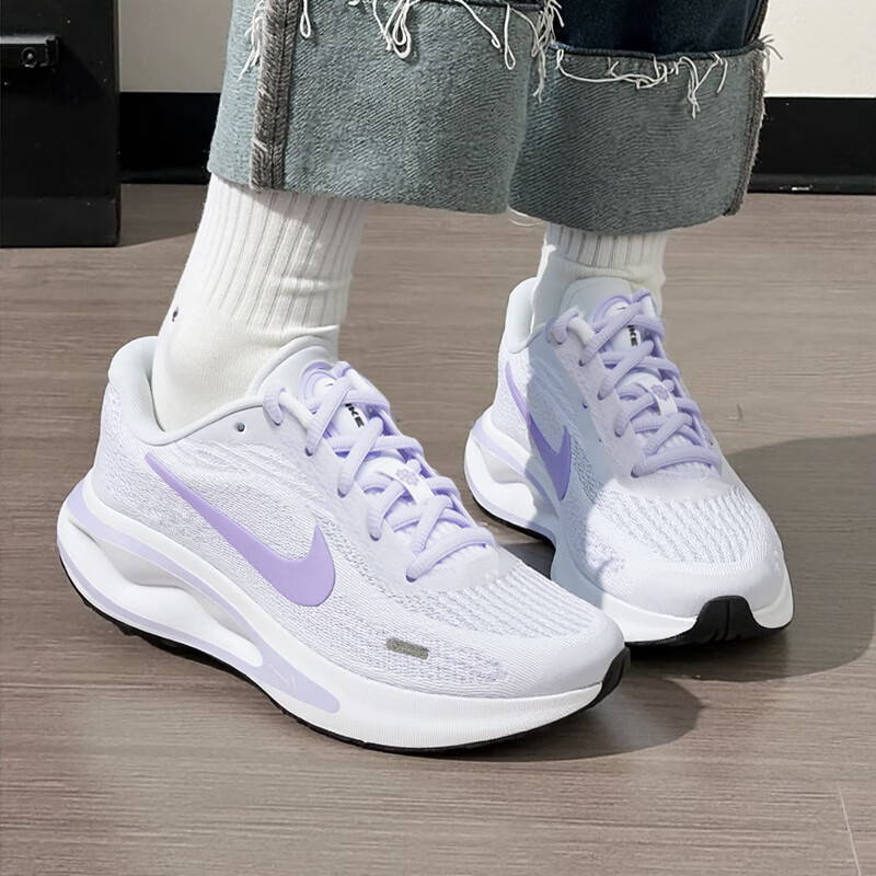 耐克2025夏季新款时尚透气跑步鞋