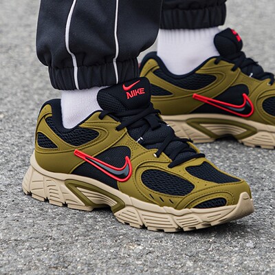Nike耐克厚底网面男跑步老爹鞋
