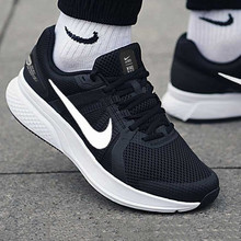 NIKE耐克男鞋2025冬季新款REVOLUTION 8运动鞋网面透气减震跑步鞋