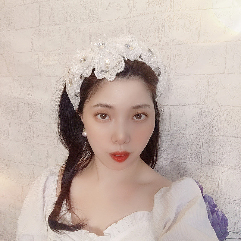 白色蕾丝镶钻花朵发箍女宽边带齿