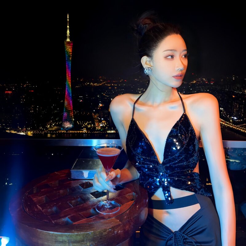 2025新款夜店高级感网红亮片上衣牛仔底蝴蝶辣妹风比基尼度假泳衣