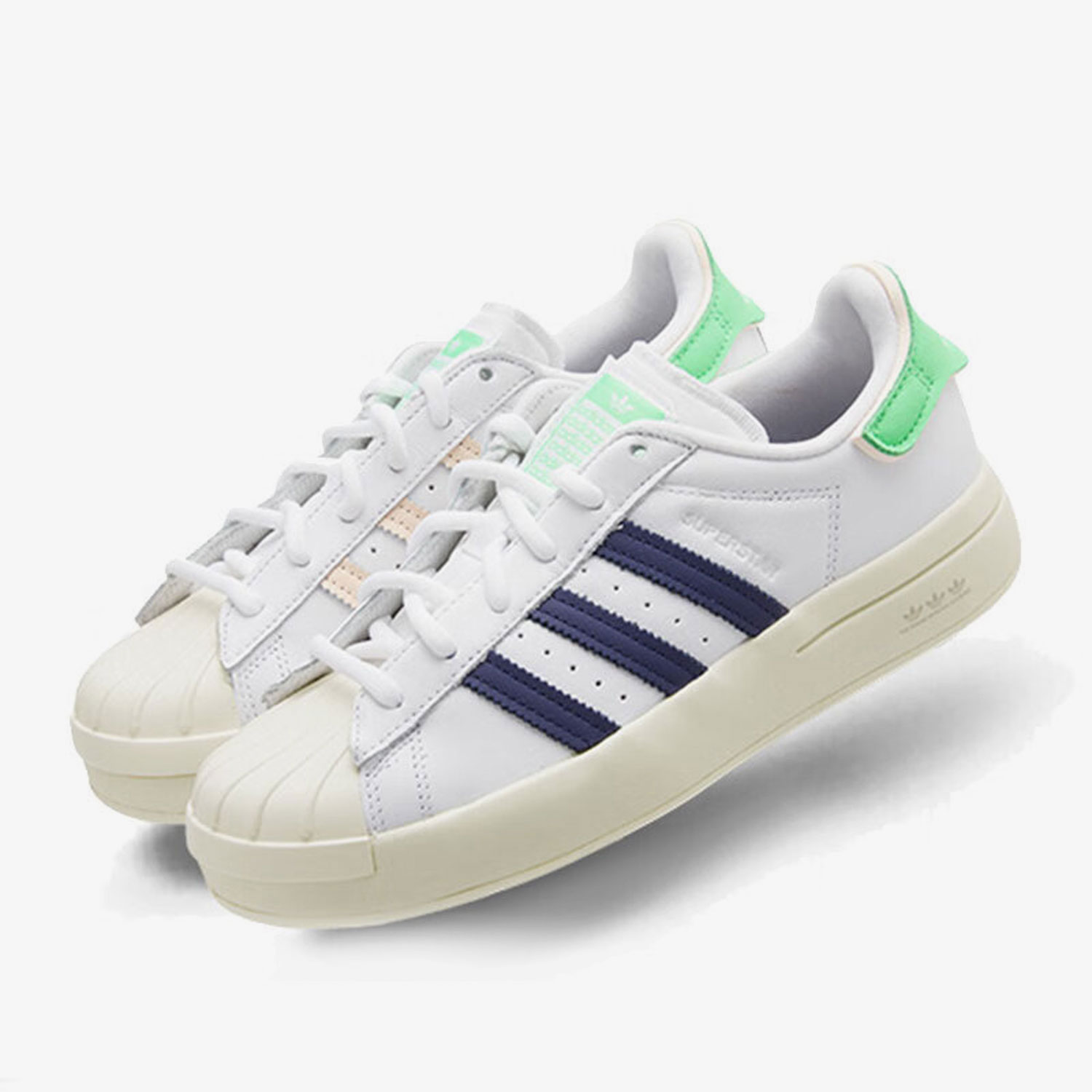 阿迪达斯正品三叶草女子板鞋