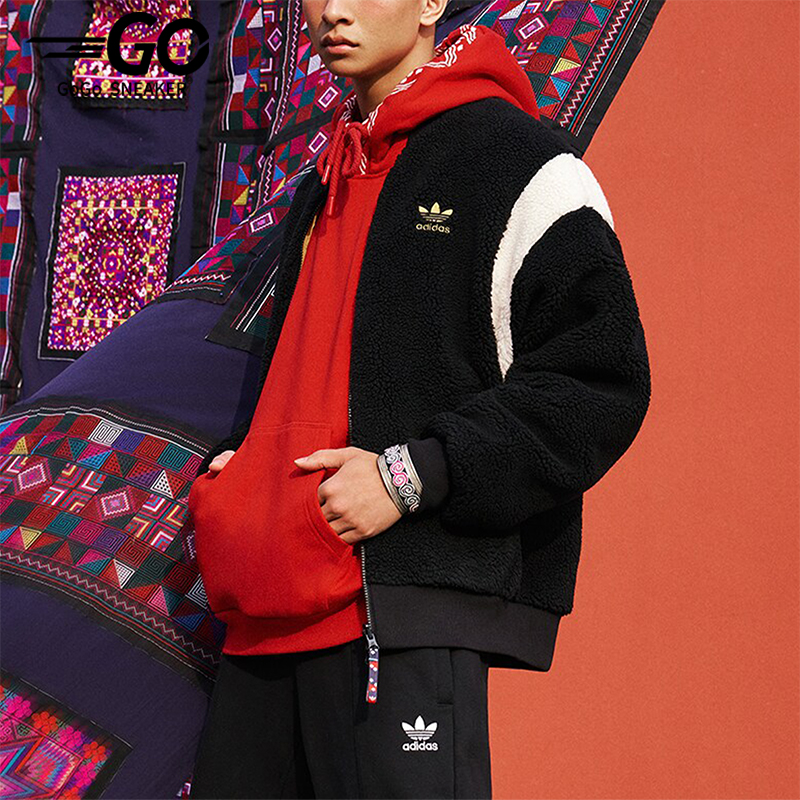 Adidas/阿迪达斯男女新年款卫衣