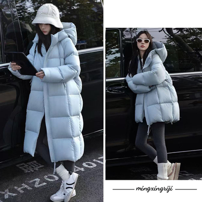 爆款云朵泡芙白鸭绒羽绒棉服女