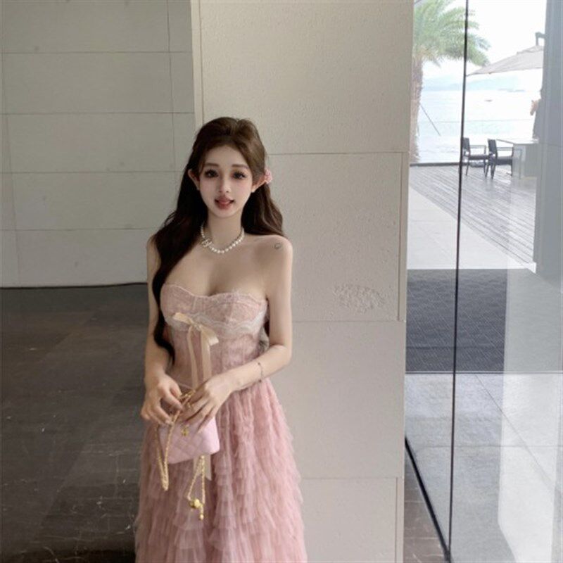 网红纯欲风一字肩抹胸系带上衣女冬粉色蕾丝大摆裙温柔蛋糕裙子两
