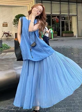 设计感小众蕾丝拼接假两件无袖背心连衣裙女宽松减龄百褶中长裙子