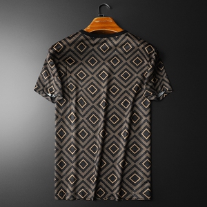 624 夏季新款个性潮休闲印花短袖体恤P50 95起（有沙发图）图片