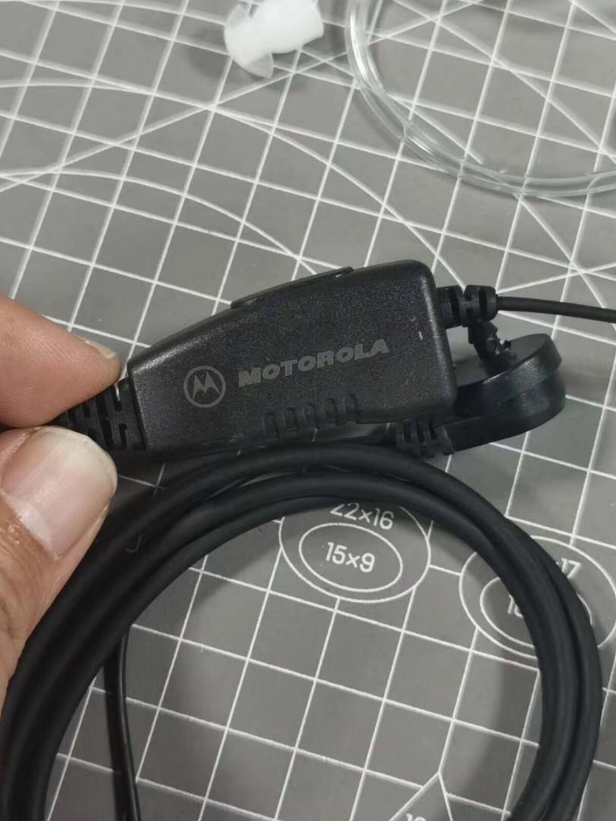 适用摩托罗拉对讲机P6600/P6620//MTP3150/MTP3100/MTP3250耳机