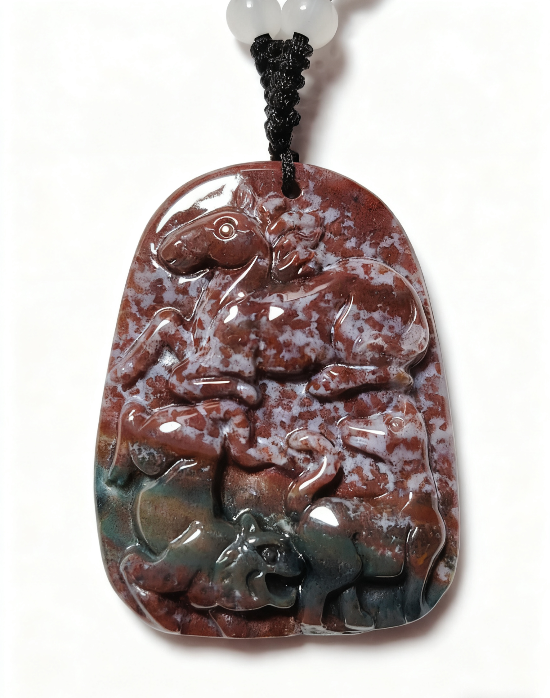 2026年天然七彩玛瑙玉马虎狗三合牌吊坠本命年太岁12生肖吉祥物G