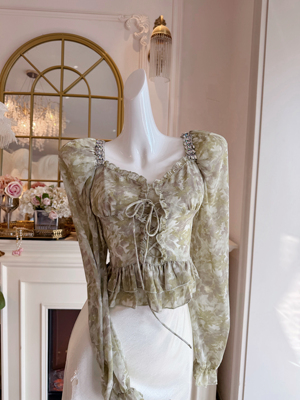 2026年春季绑带方领套头碎花雪纺衫上衣重工镶钻长袖气质衬衫女装