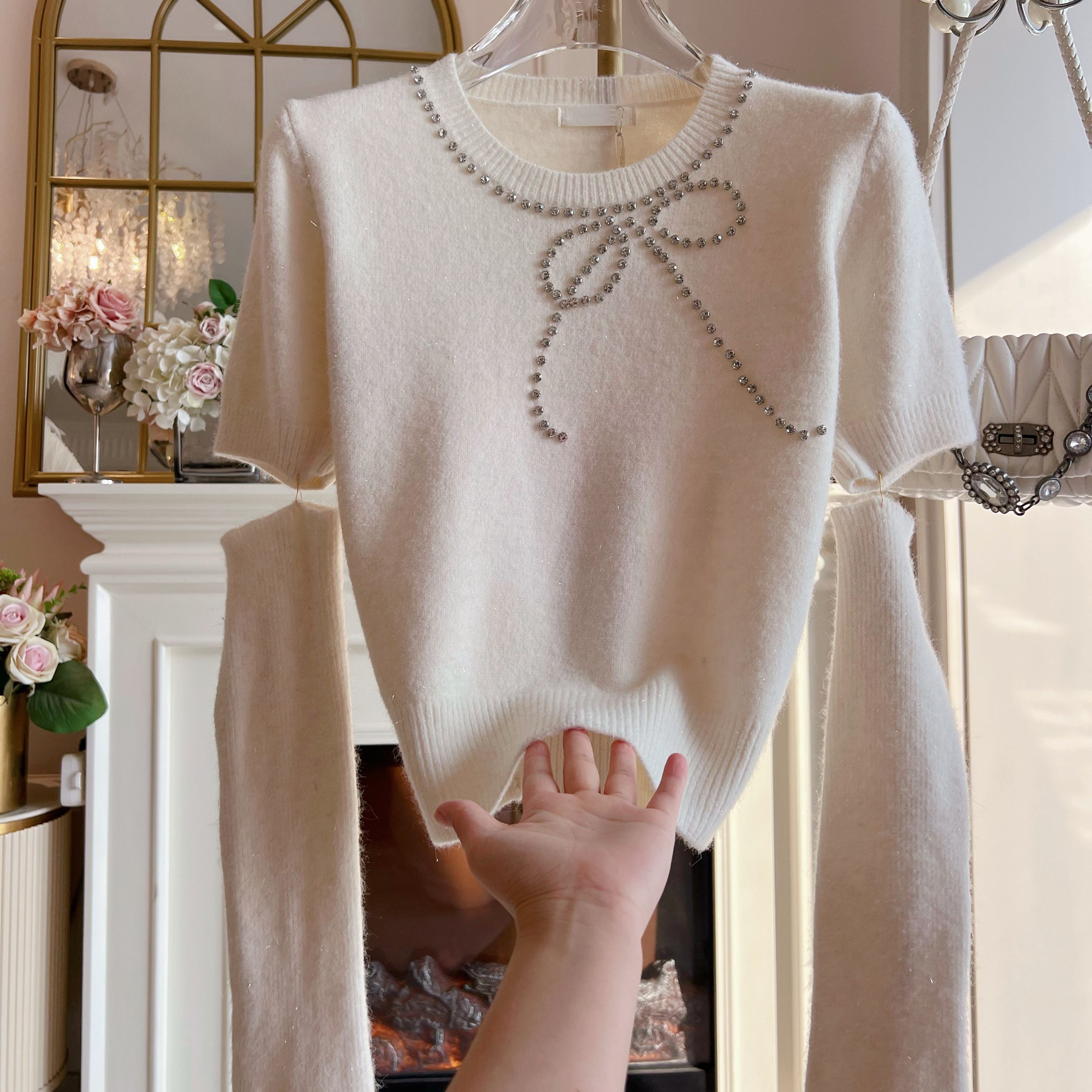 软糯糯白色亮丝毛衣女装重工镶钻蝴蝶结宽松套头气质慵懒风针织衫