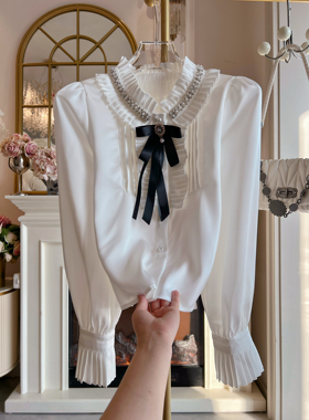 法式宫廷风白色衬衫女2026年春季新款重工镶钻蝴蝶结宽松显瘦衬衣