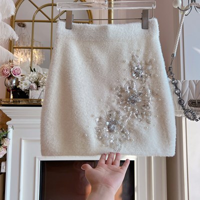 水貂绒加厚半身裙女2025年冬季新款重工镶钻亮片高腰显瘦a字短裙