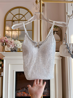 重工镶钻吊带背心女2026年春季新款设计感内搭时尚辣妹外穿打底衫