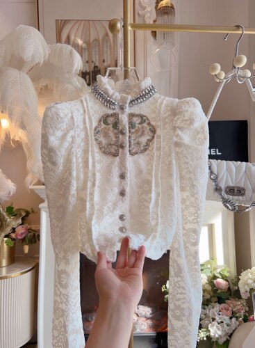 韩国设计感复古衬衫女2026年春季小众重工钉珠时尚蕾丝衫衬衣上衣