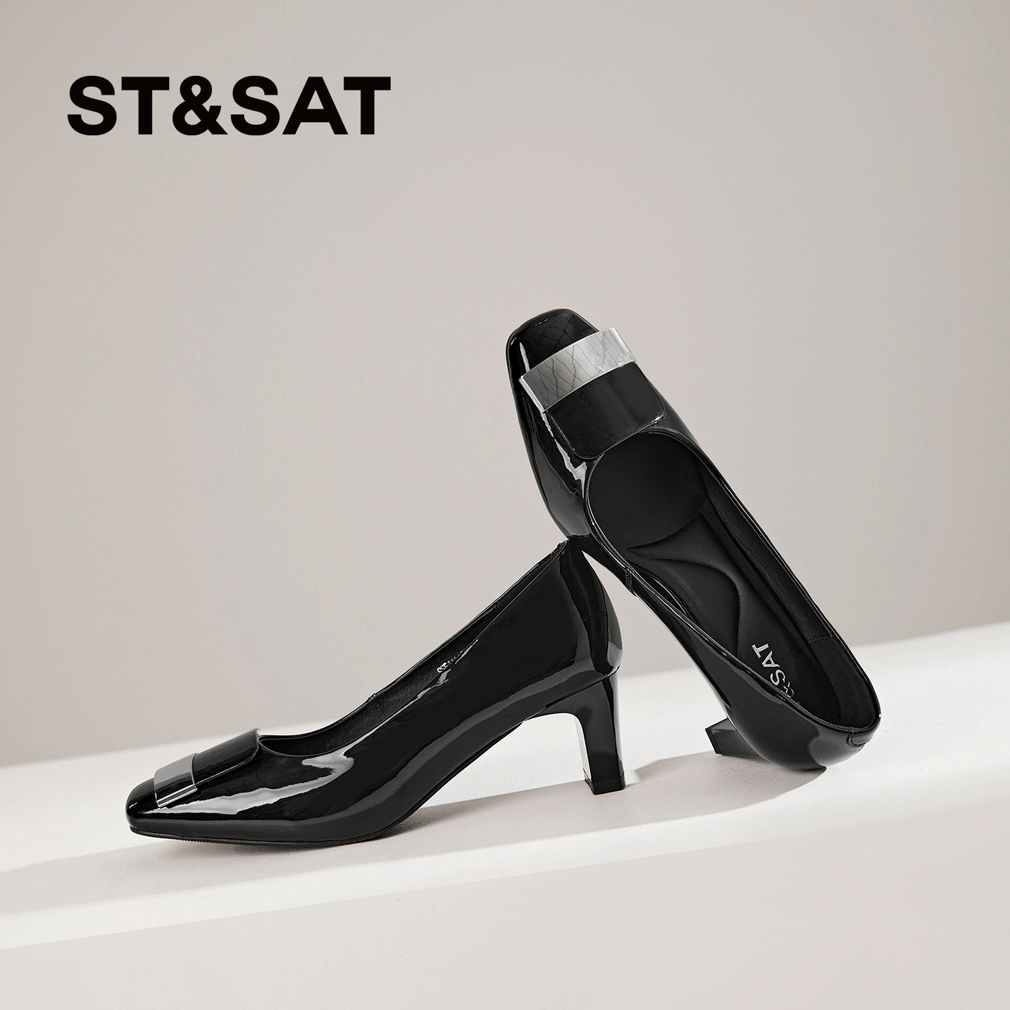 星期六黑色漆皮高跟鞋2026春夏新款软底粗跟舒适方头不累脚单鞋女