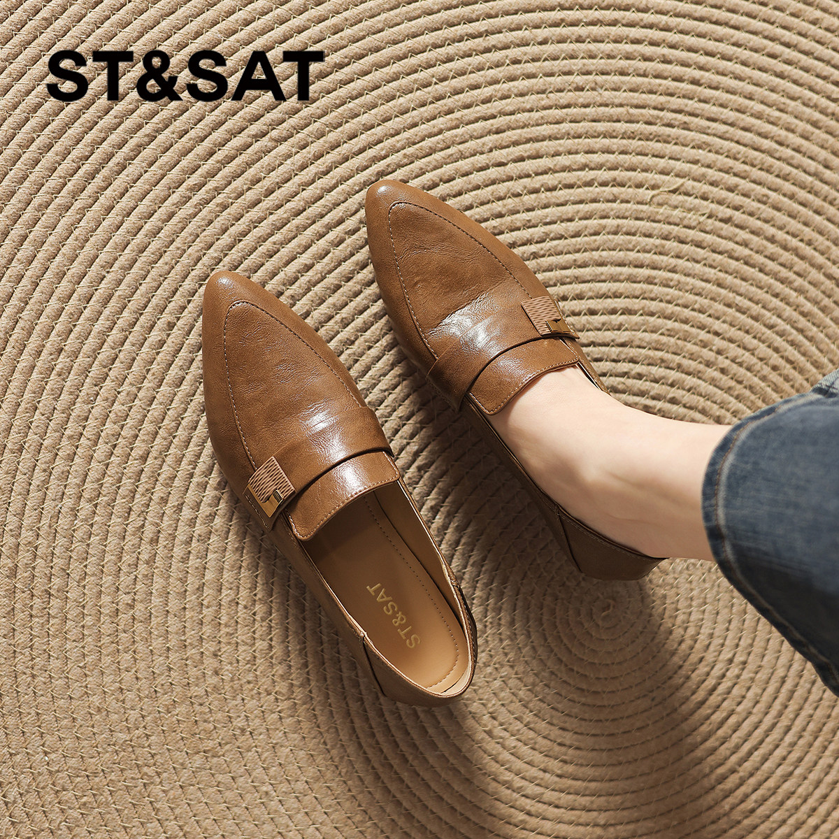 星期六尖头棕色一脚蹬乐福鞋女款春季英伦小皮鞋女鞋子单鞋气质秋