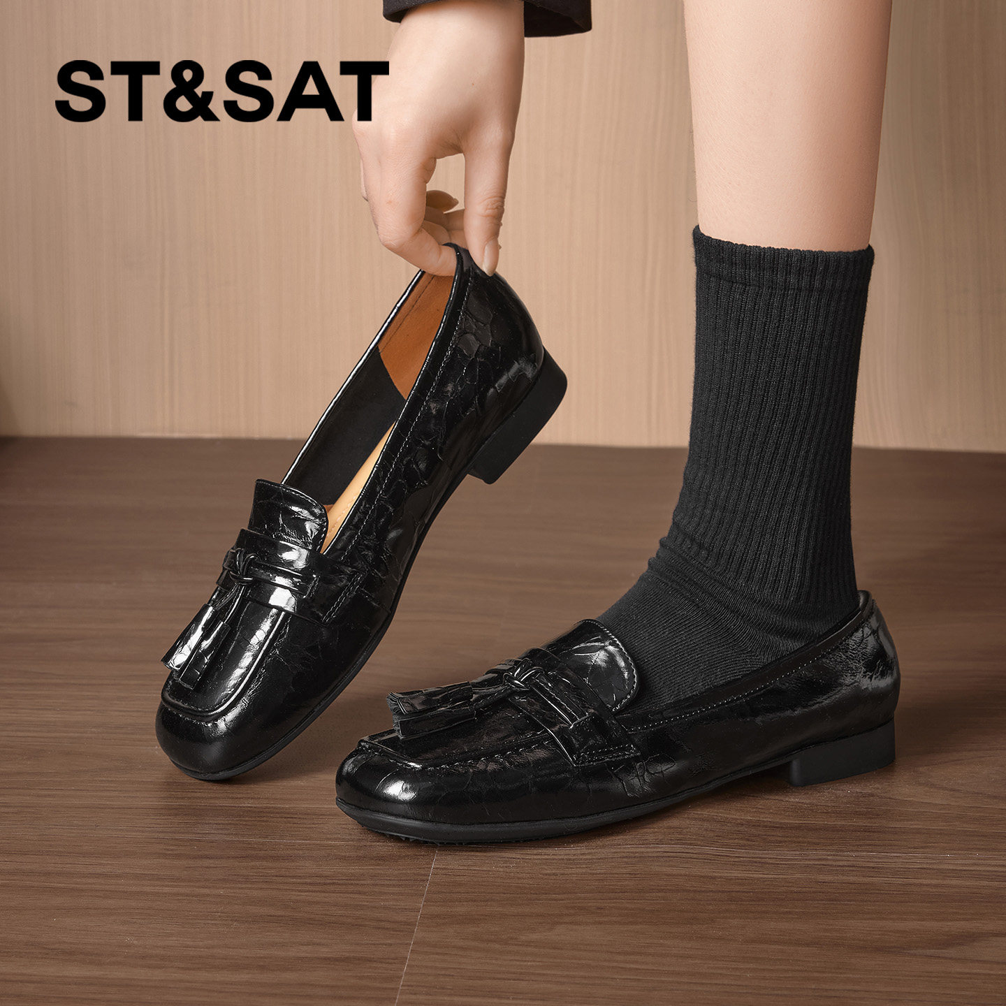 星期六真皮乐福鞋女款新款春季手抓纹流苏英伦风jk单鞋小皮鞋