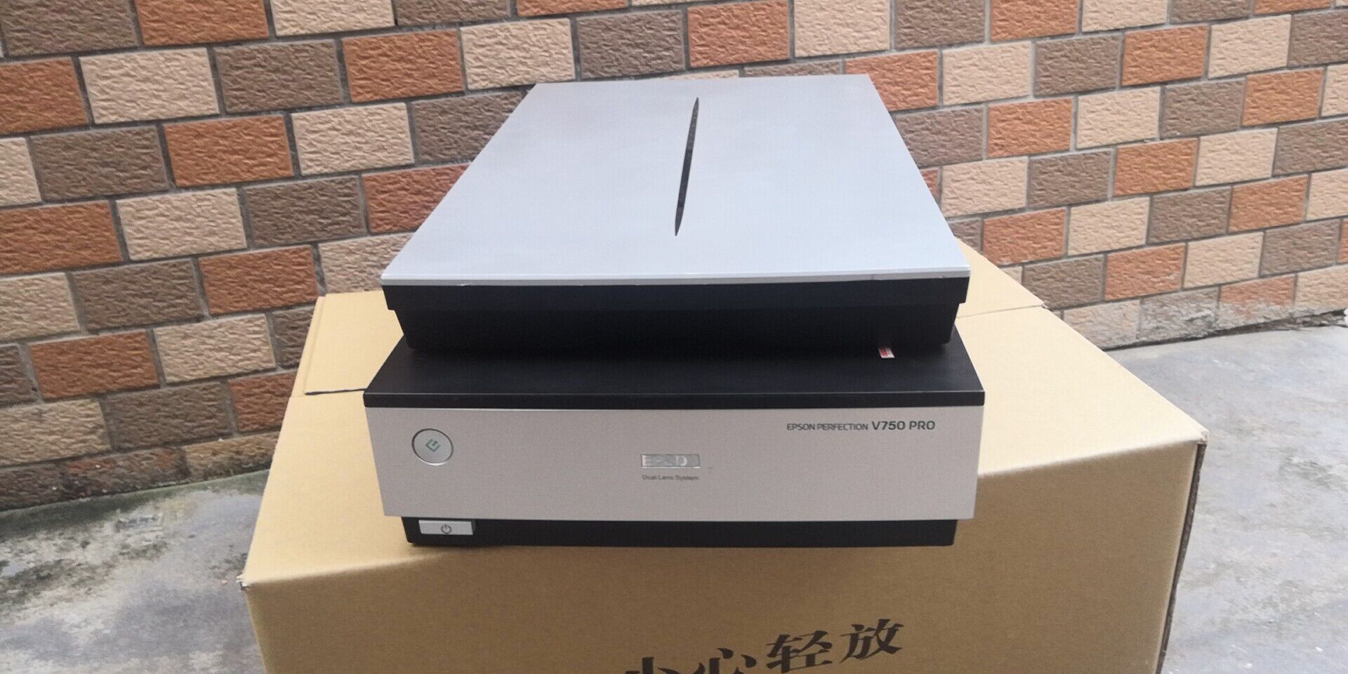 EPSON EPSON V700/v750PRO V800 Professional HD Photo Film Film Scanner high speedin the Office Equipment/Consumables/Related Services , Scanners  category - from Buy2taobao.com to provide professional Taobao agent buy service