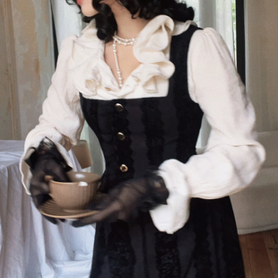 植绒背心裙套装 复古立体波浪领衬衫 诗人与公主 致卡萝自制