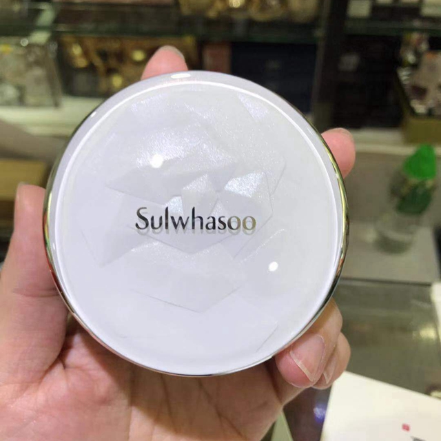 香港代购  Sulwhasoo雪花秀 气垫BB粉底液 经典款 木莲花款 二款