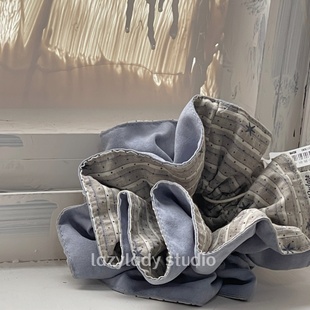 奶蓝撞色蛮腰设计发圈 温柔浅淡荷叶边头花 丸子头马尾盘发发绳女