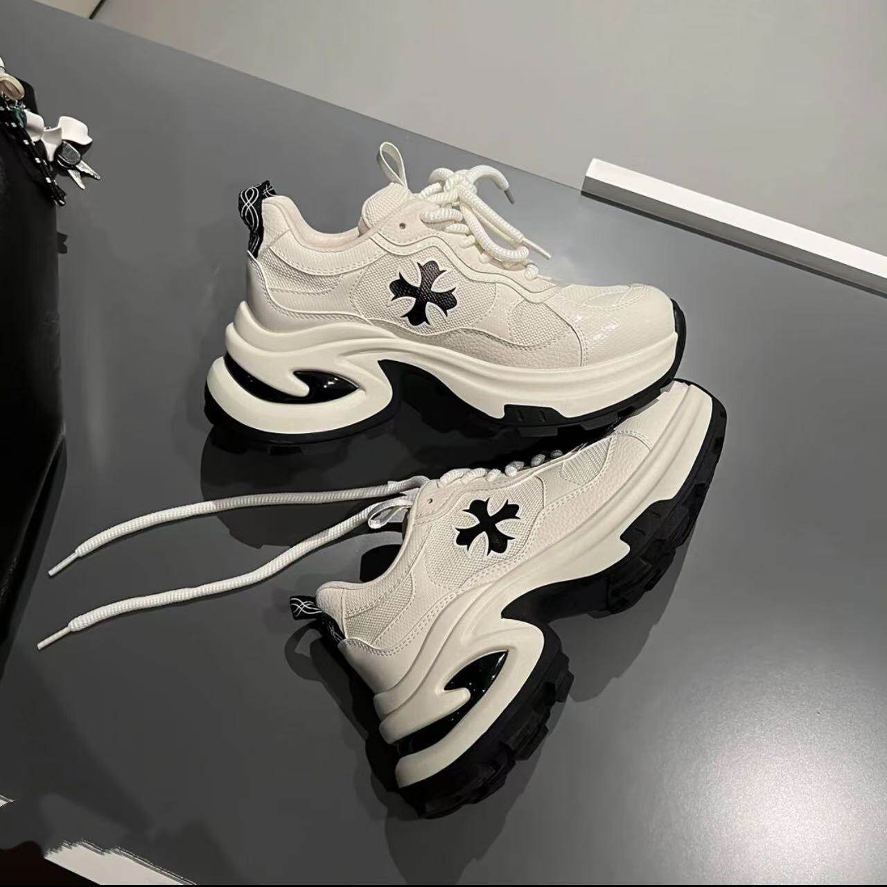 软牛皮~2026新款十字花8CM厚底休闲运动鞋女真皮松糕老爹鞋跑步鞋