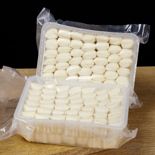 爆浆豆腐烧烤油炸小吃云南石屏包浆小豆腐半成品贵州特产臭豆腐