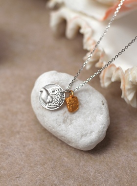 S925银回首狮圆币金银双色古币吊坠项链