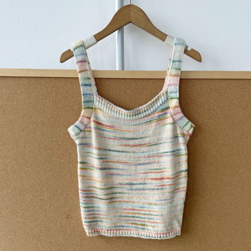 南13-53韩系彩虹条纹针织吊带背心女修身泫雅风甜辣妹上衣Z25-10