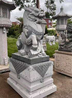 石雕麒麟一对青石别墅庭院酒店镇宅公司门口摆件别墅酒店石雕摆件