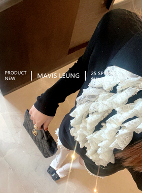 MAVIS LEUNG 法式复古画报 层层蕾丝前摆翻领宽松短款针织上衣