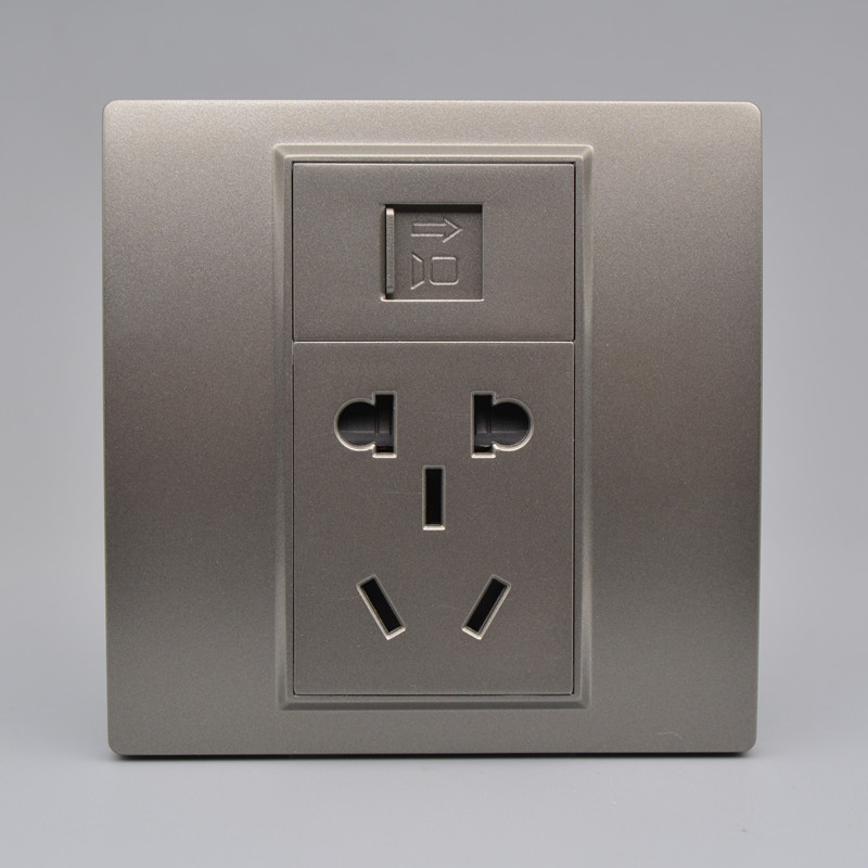 深灰色墙壁网线口带电源插座