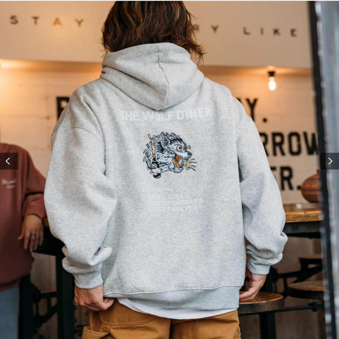 情侣款重工刺绣软糯拉毛帽衫卫衣